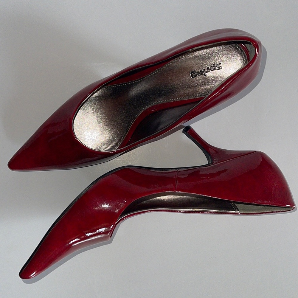 Womens Call it Spring pumps - size 9.5